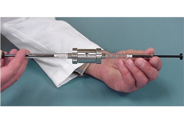 Extrusoras de liposomas Equipo - Paralab Bio distribuye Extrusoras de liposomas en España