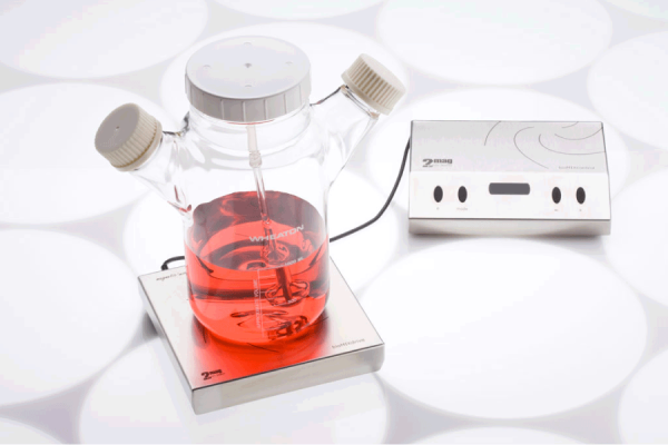 Agitadores para cultivos de células y tejidos Equipo - Paralab Bio distribuye agitadores en España