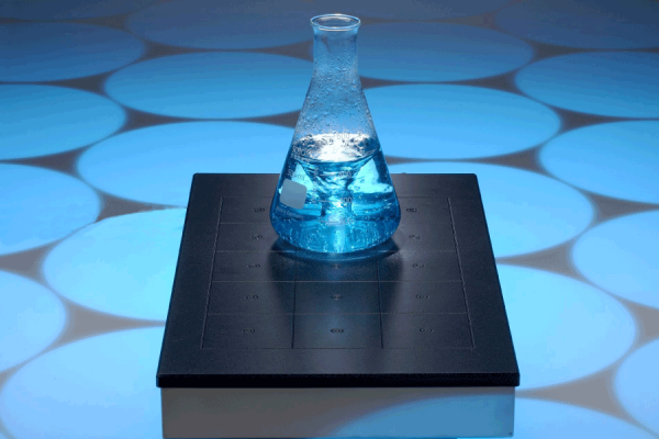 Agitadores Calentados Equipo - Paralab Bio distribuye agitadores en España