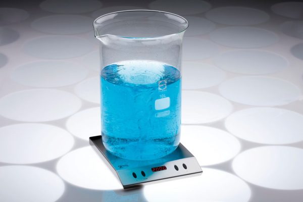 Agitadores industriales Equipo - Paralab Bio distribuye una gama de agitadores industriales en España