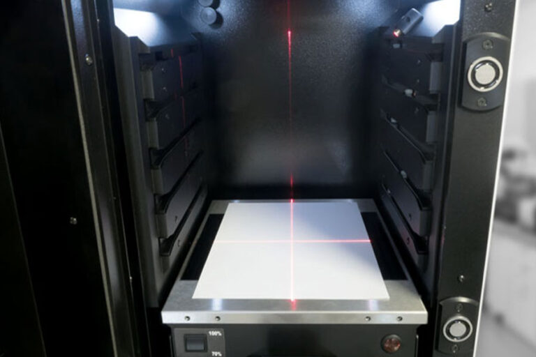 Newton 7.0 Vivo Equipo - Paralab Bio distribuye equipos de sistema de imagen óptica inteligente en España