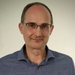 Pío M. González Fernández Catedrático de la Universidad de Vigo, Departamento de Física Aplicada